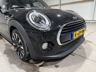 Mini Cooper 1.5 100kW Automaat Cooper Chili picture 20