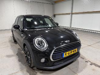 Mini Cooper 1.5 100kW Automaat Cooper Chili picture 3