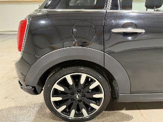 Mini Cooper 1.5 100kW Automaat Cooper Chili picture 26