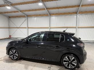 Peugeot e-208 50kWh  GT Pack Panoramadak picture 11