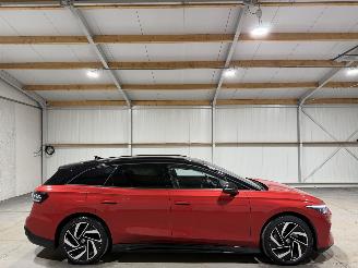 Voiture accidenté Volkswagen ID.7 77kWh 210kW Tourer Pro Limited Edition 2025/12