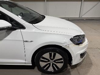 Volkswagen e-Golf 36kWh 100kW Automaat Clima Navi picture 16