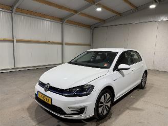 Volkswagen e-Golf 36kWh 100kW Automaat Clima Navi picture 10