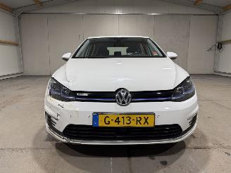 Volkswagen e-Golf 36kWh 100kW Automaat Clima Navi picture 21