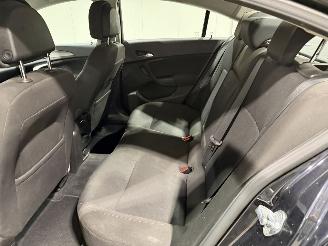 Opel Insignia 1.8 103kW Clima Navi Edition picture 17