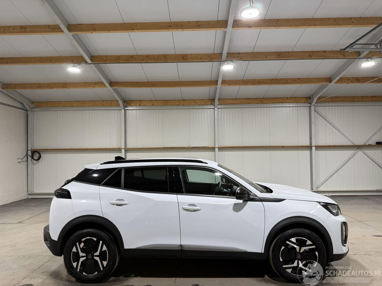 Peugeot 2008 1.2Hybrid 100kW Automaat Navi Camera Allure