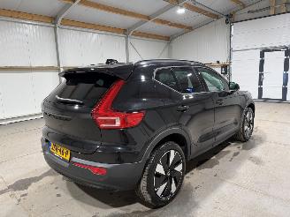 Volvo EX40 70kWh 178kW Single Motor Core picture 5