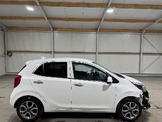Auto incidentate Kia Picanto 1.0 49kW Automaat DynamicPlusline Airco Camera 2024/2
