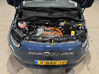 Fiat 500 42kWh 87kW Cabrio La Prima picture 26