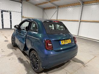 Fiat 500 42kWh 87kW Cabrio La Prima picture 12
