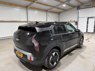 Kia EV3 81.4kWh 150kW PLUS picture 5