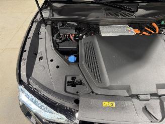 Audi E-tron 55 95kWh 300kW Quattro Advanced Edition Plus picture 25