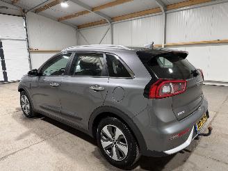 Kia Niro 1.6GDI PHEV 77kW Automaat DynamicLine picture 11