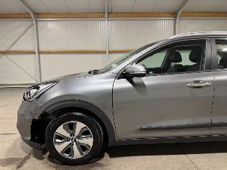 Kia Niro 1.6GDI PHEV 77kW Automaat DynamicLine picture 13