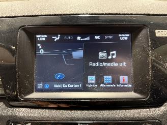 Kia Niro 1.6GDI PHEV 77kW Automaat DynamicLine picture 33