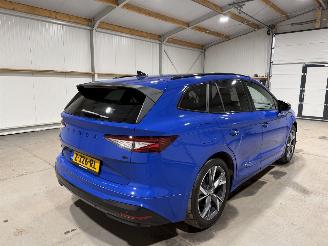 Skoda Enyaq 60kWh 132kW Sportline picture 6