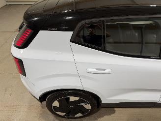 Volvo EX30 69kWh Extended Range Plus 200kW Single Motor picture 18