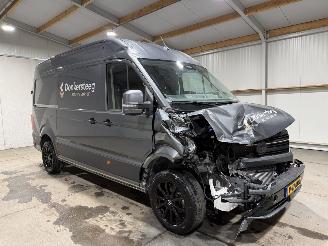Volkswagen Crafter 2.0TDI 130kW Automaat L3H3 Exclusive picture 2