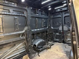 Volkswagen Crafter 2.0TDI 130kW Automaat L3H3 Exclusive picture 37