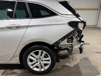 Opel Astra ST 1.0 77kW Online Edition picture 16