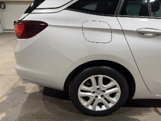 Opel Astra ST 1.0 77kW Online Edition picture 17