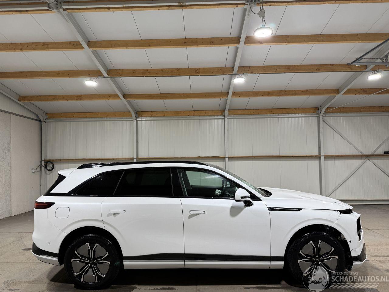 Xpeng G9 78kWh Standard Range 230kW RWD