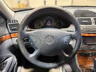 Mercedes E-klasse 200CDI 90kW Automaat LIMOUSINE 8-Persoons picture 13