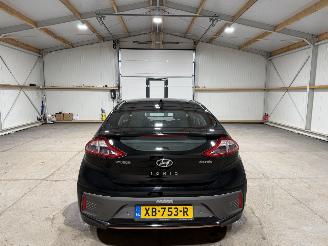 Hyundai Ioniq 28kWh 88kW Comfort EV picture 7
