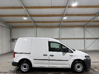 damaged commercial vehicles Volkswagen Caddy 2.0TDI 75kW L1H1 BMT Trendline Schuifdeur 2019/6