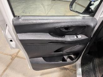 Mercedes Vito 114CDI 100kW Automaat picture 31
