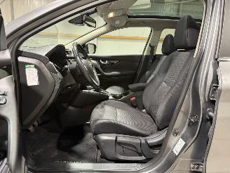Nissan Qashqai 1.5 dCI N-Connecta picture 33