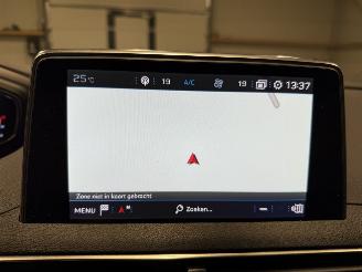 Peugeot 5008 1.2 7-Persoons Blue Lease Premium Avantage picture 39