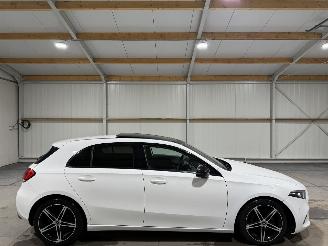 uszkodzony samochody osobowe Mercedes A-klasse 180D  Advantage Automaat 2018/9