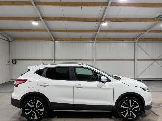 krockskadad bil auto Nissan Qashqai 1.2 85kW Tekna 2014/9