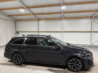 Kia Ceed 1.5 T-GDi 103kW GT-PlusLine  Panoramadak picture 2