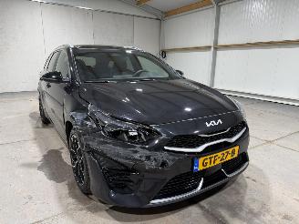Kia Ceed 1.5 T-GDi 103kW GT-PlusLine  Panoramadak picture 17
