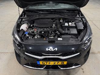 Kia Ceed 1.5 T-GDi 103kW GT-PlusLine  Panoramadak picture 22