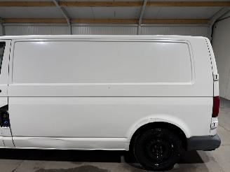 Volkswagen Transporter 2.0 TDI L2 H1 Friso picture 16