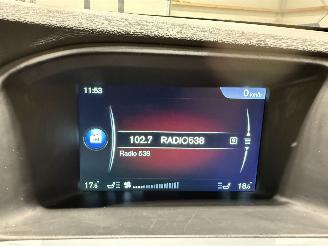 Volvo V-60 2.4D6 158kW AWD Plug-in Hybrid R-Design picture 16
