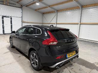Volvo V-40 2.0D2 88kW R-Design Business picture 11