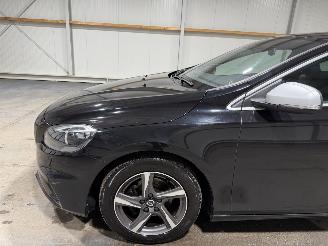 Volvo V-40 2.0D2 88kW R-Design Business picture 12