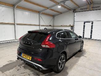 Volvo V-40 2.0D2 88kW R-Design Business picture 5