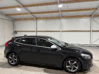 Volvo V-40 2.0D2 88kW R-Design Business picture 2