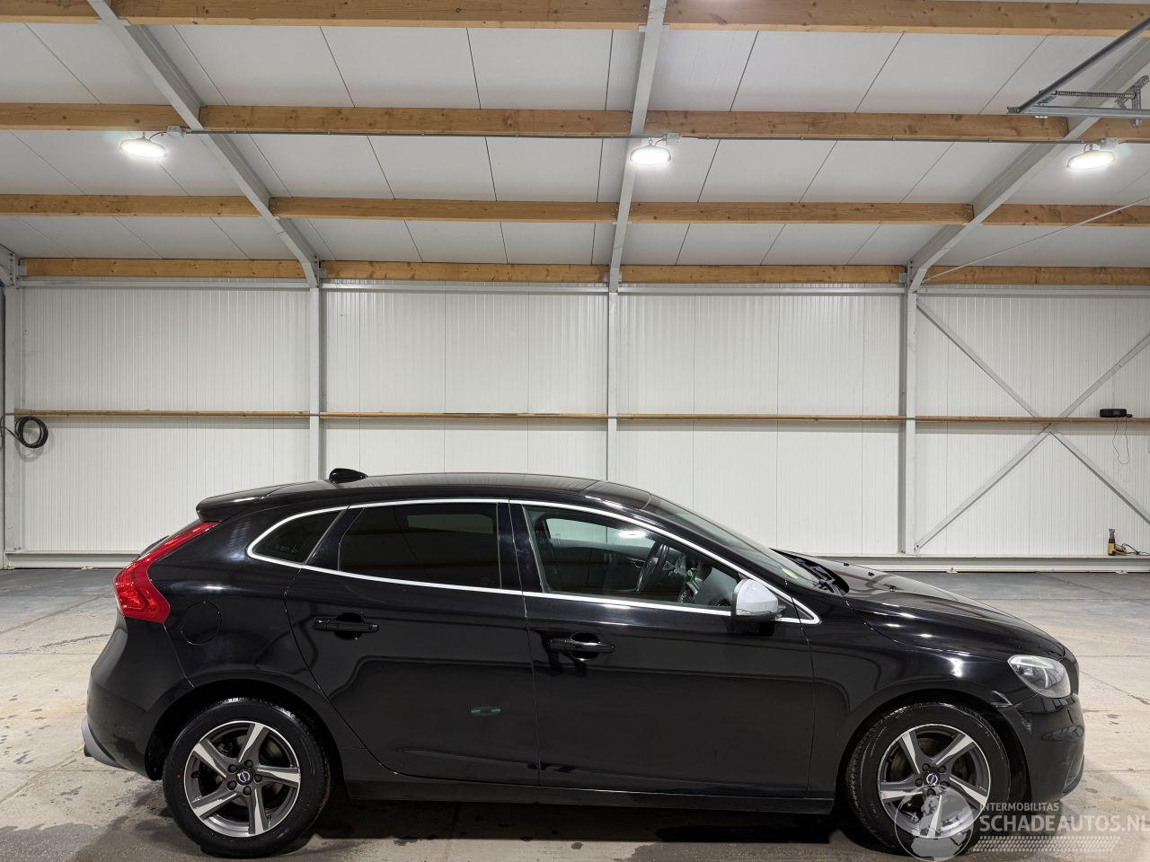 Volvo V-40 2.0D2 88kW R-Design Business