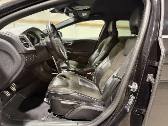 Volvo V-40 2.0D2 88kW R-Design Business picture 17