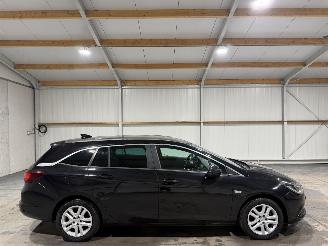 krockskadad bil auto Opel Astra ST 1.0 77kW Online Edition 2018/8