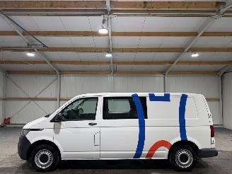 Volkswagen Transporter 2.0TDI 110kW L2H1 DC Airco picture 8