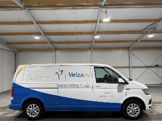 krockskadad bil bedrijf Volkswagen Transporter 2.0TDI 110kW Automaat L2 Highline 2018/2