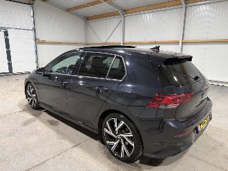 Volkswagen Golf 1.5eTSI 96kW Automaat R-Line Business+ picture 11