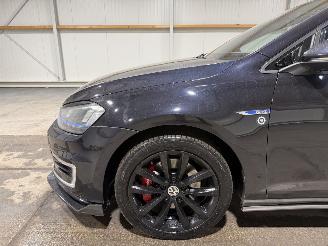 Volkswagen Golf GTE 1.4TSI 110kW Automaat Clima picture 15